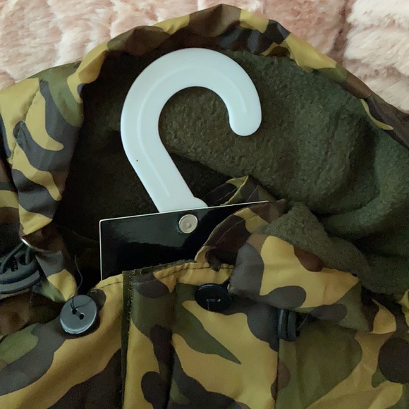 Pet rain jacket - Picture 4 of 7